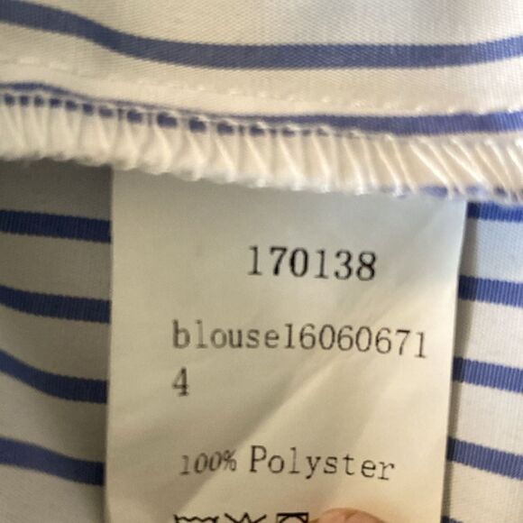 Cold Shoulder Womans’ Striped Blouse with Button front and Tie at Waist. Size L. - Picture 8 of 8